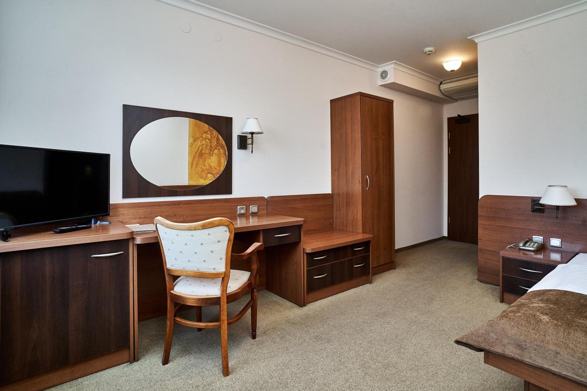 Hotel Stara Poczta Tychy Kültér fotó