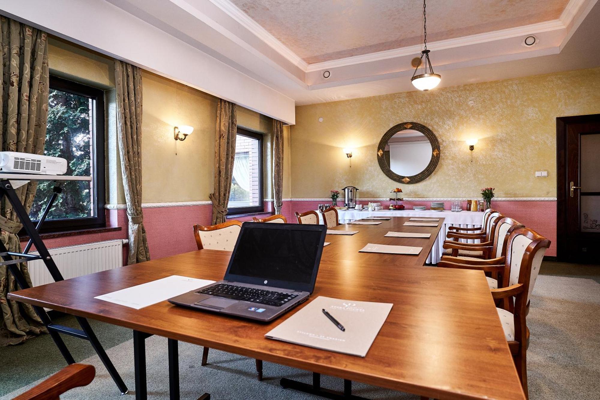Hotel Stara Poczta Tychy Kültér fotó
