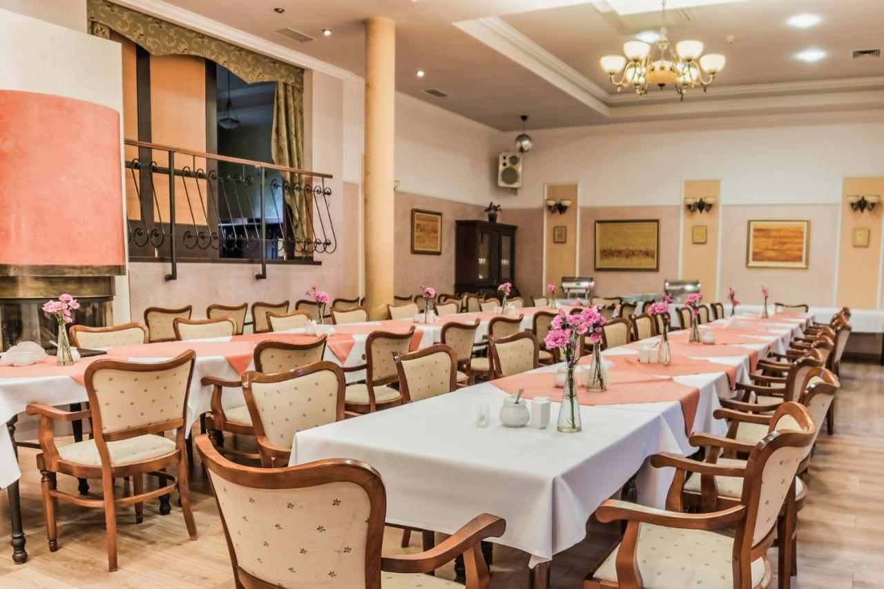 Hotel Stara Poczta Tychy Kültér fotó